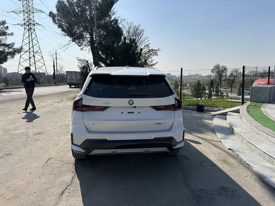 BMW iX1 25L | 2025 Srochna