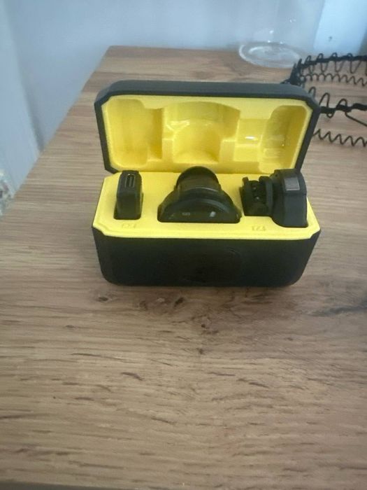 Штатив ,  свет , петличка