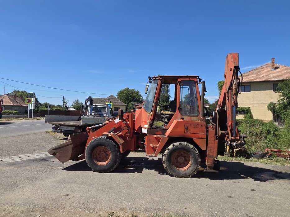 Buldoexcavator Fai 590 articulat