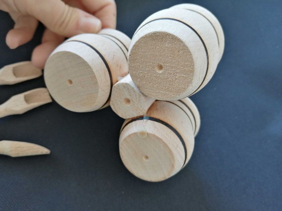 Solnita lemn suvenir Romania condimente scobitori sare piper