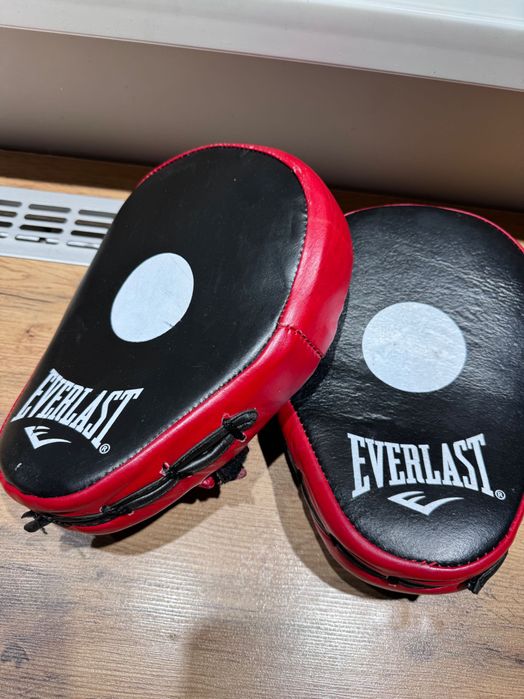 Продам спортивный инвентарь