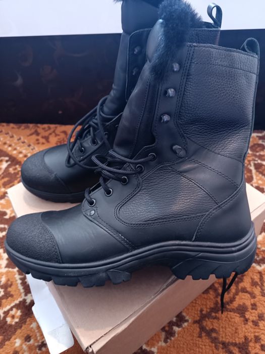 Продаётся берцы спецазовские