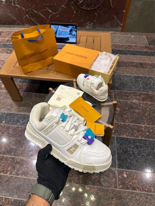 Adidasi Louis Vuitton Maxi White LV Trainers