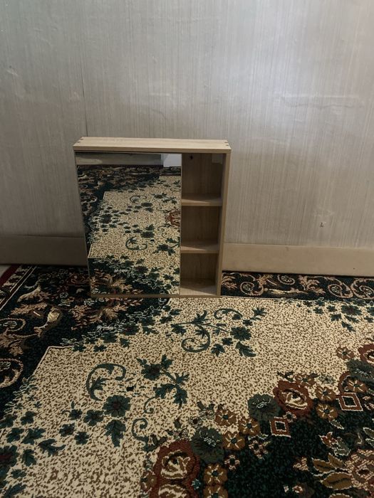 Шкаф зеркальный
