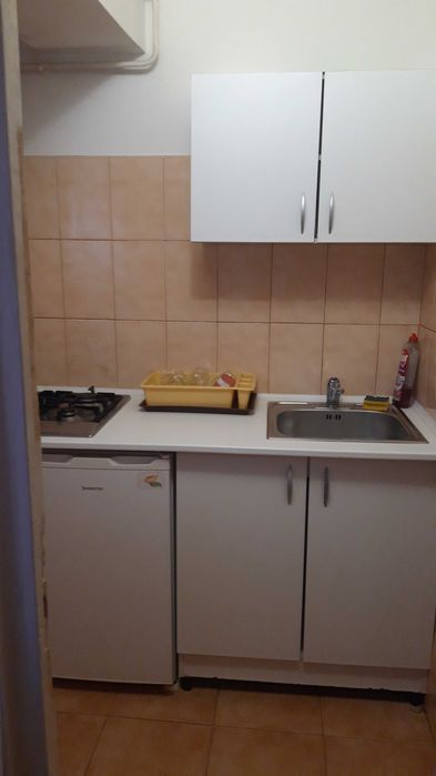 Persoana fizica închiriez garsoniera Galata