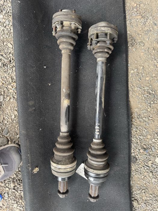 Ручки,замок молдник и тд бмв е39