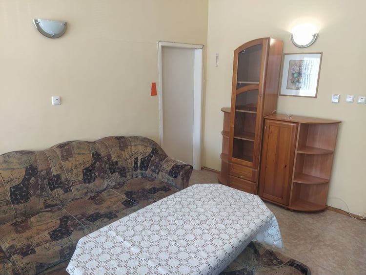 Дава се под наем Двустаен апартамент в Шумен, Томбул джамия - 80 кв.м за 255 € - Снимка #5