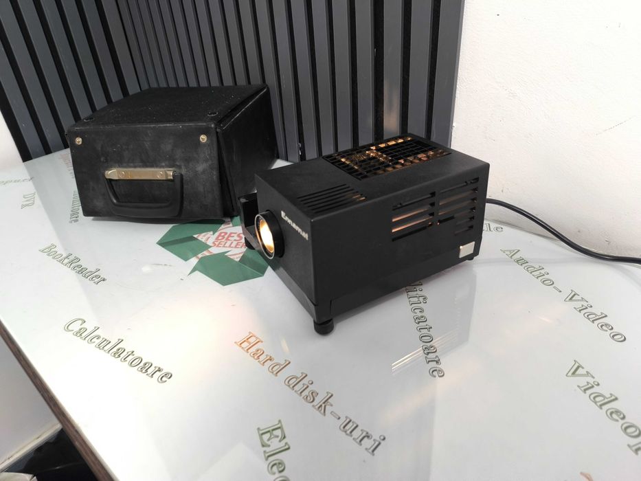 Proiector de diapozitive Ennamat 8002, lampa 150W, lentila 85mm