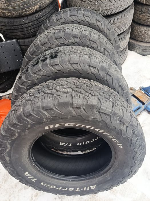 Bf Goodrich 265 70 R17 комплект