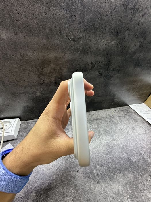 Iphone 17 pro Max 256 silver sim esim