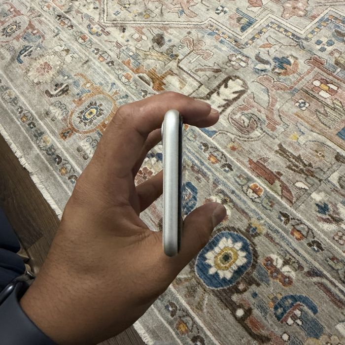 Iphone 11 128Gb продам