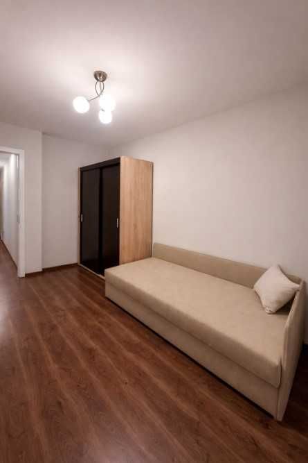 Четиристаен апартамент под наем Кръстова вада