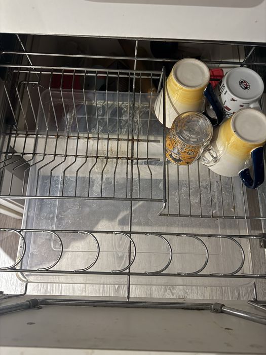 Шкаф для посуды продам