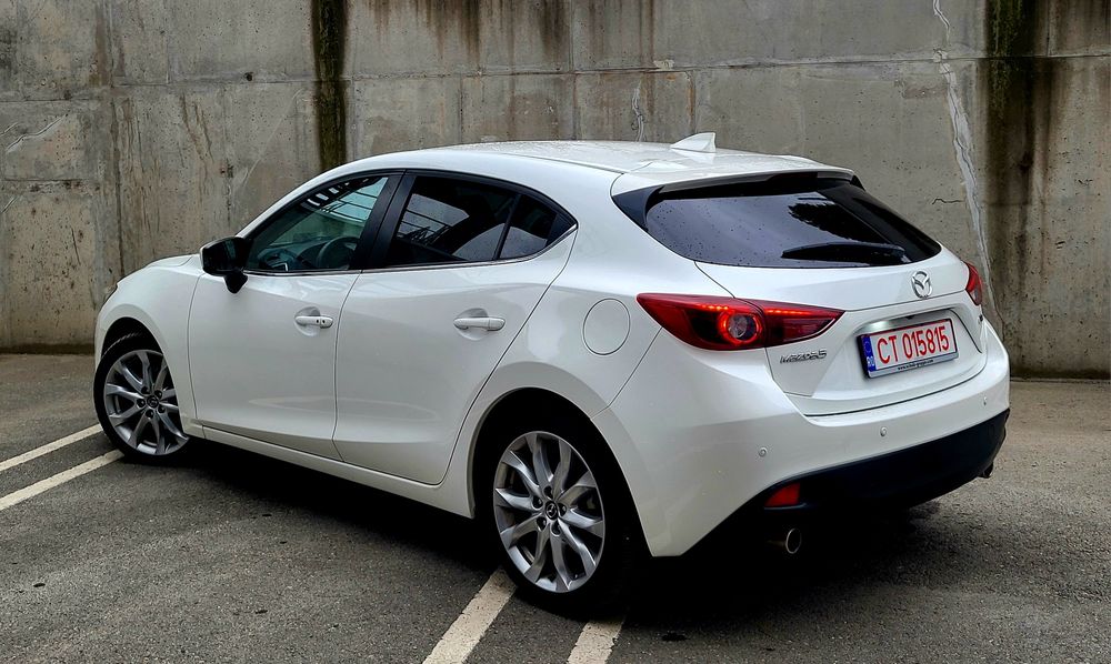 MAZDA 3 2017 — imagine 3