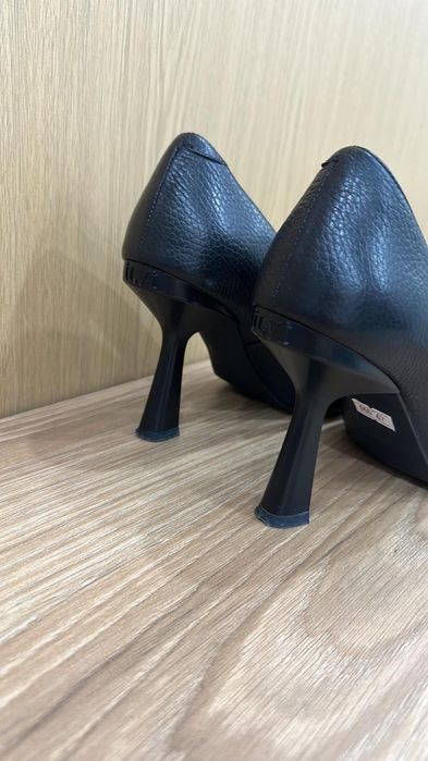 Черные Каблуки от ILVI