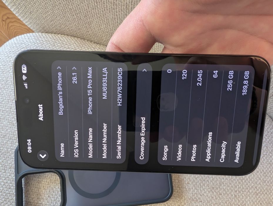 Vand iPhone 15 Pro Max in stare f buna