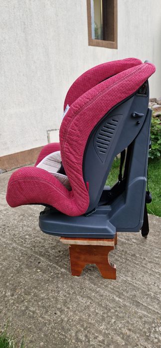 Scaun auto pentru copii Coccolle Rhea  roșu