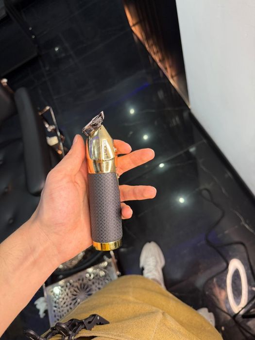 Продавам Babyliss pro