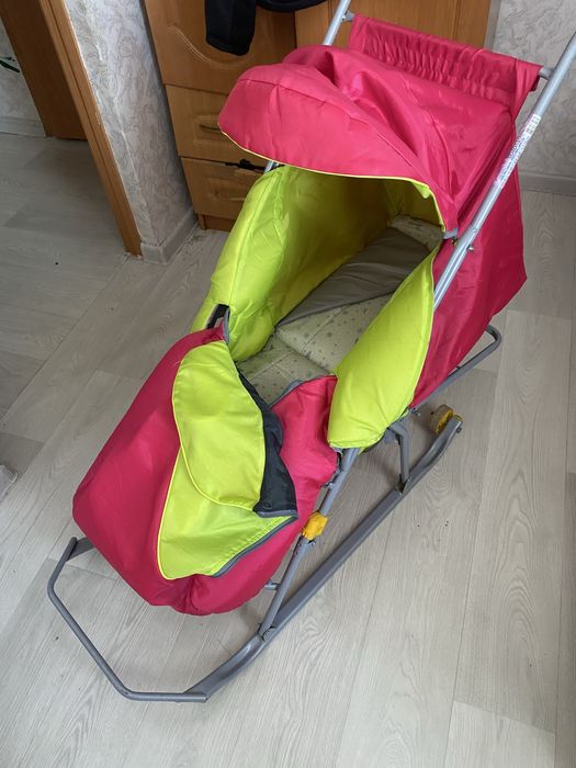 Продам санки хорошие