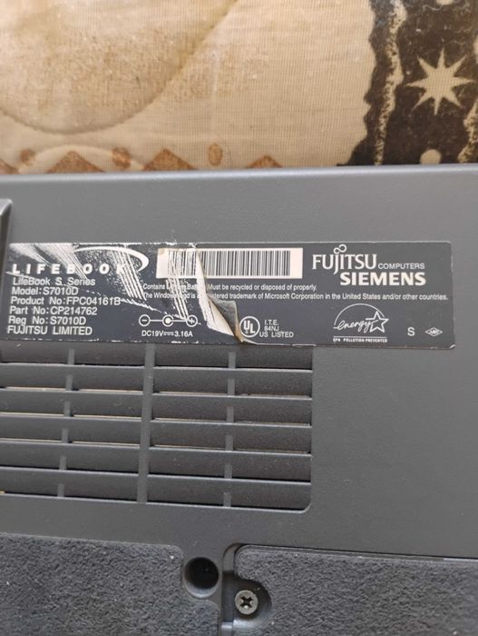 fujitsu  siemens  lifebook S7010D