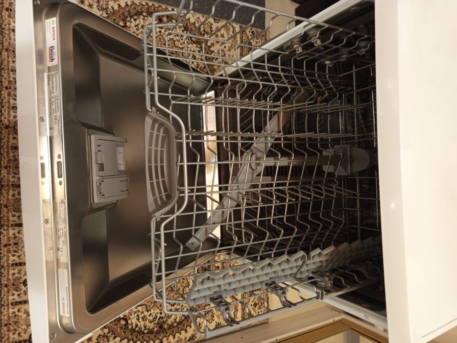 Продам посудамоечную машину