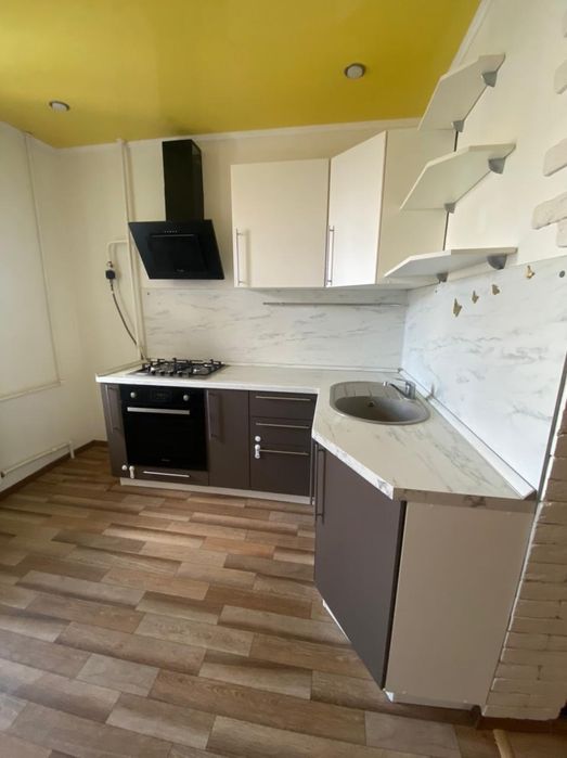 Продажа 2х в 6 мкр! Срочно!