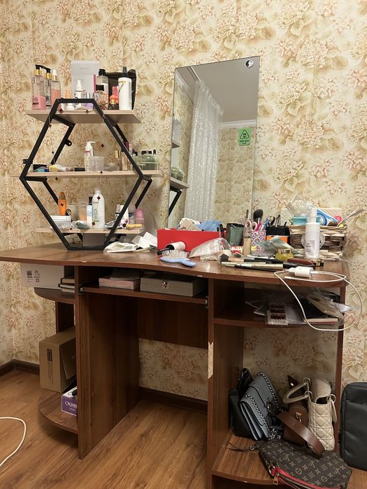 Компьютерный стол/ письменный стол/зеркало