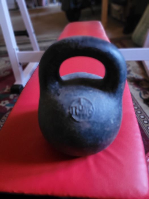 Продам гири в хорошем состоянии.