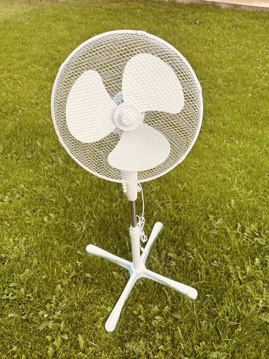 De vanzare ventilator nou, in garantie