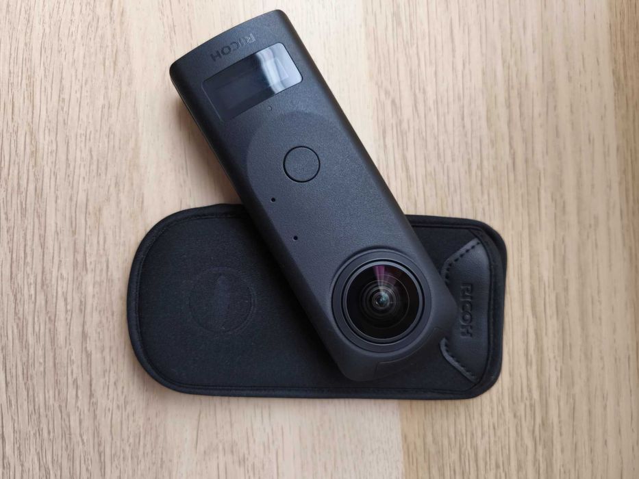 360-градусова камера Ricoh Theta Z1 (19GB)