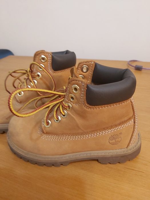 Осенние ботинки из кожи брендTimberland