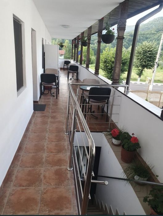 Cazare "Casa cu pitici"