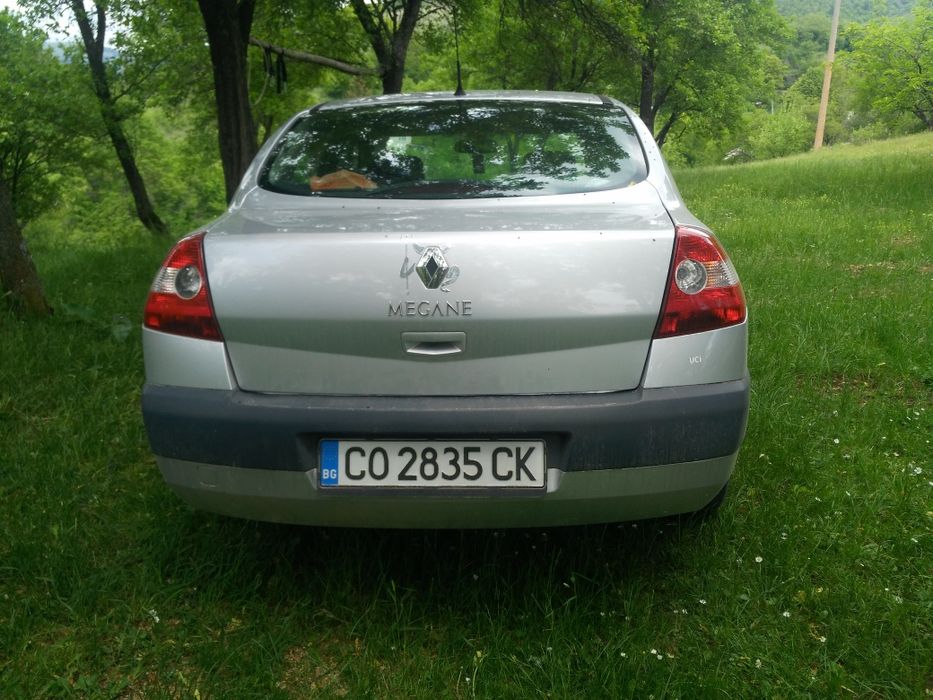 Рено меган седан 1.5 дци.НА ЧАСТИ!!
