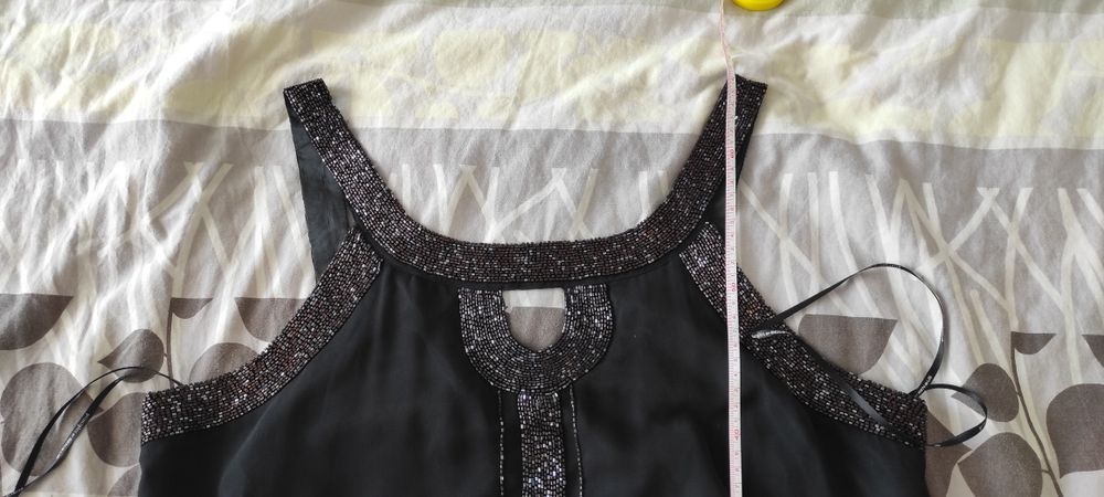 Дамски дрехи(рокличка и потник)