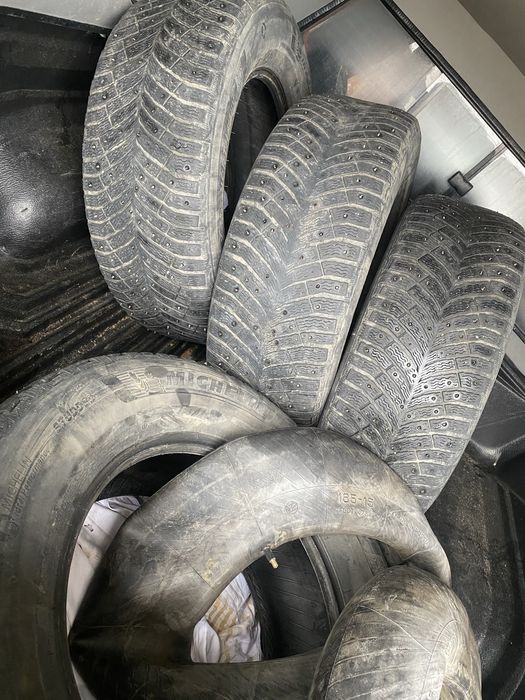 Б/у Зимние шины R17 с шипами
