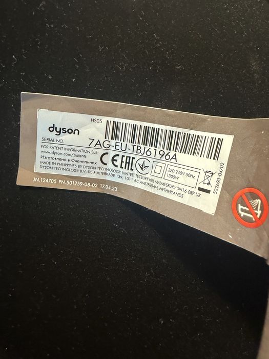 Dyson airwrap HS05
