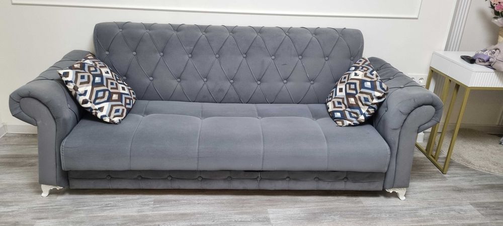 Продаю диван в хорошем состоянии