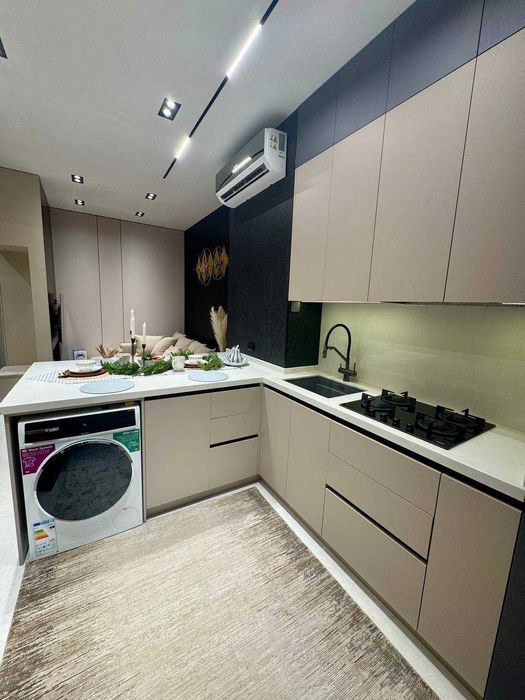 Шикарная квартира в р-н Мирабад о-р  Гостиница Россия (Гранд Мир) ID02