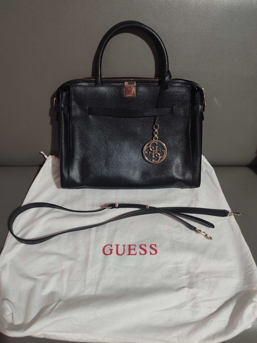Дамска чанта GUESS Christy LRG Girlfriend Satchel