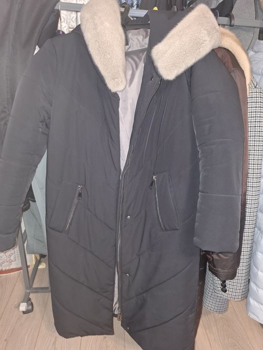 Пуховик женский. 44 размер,