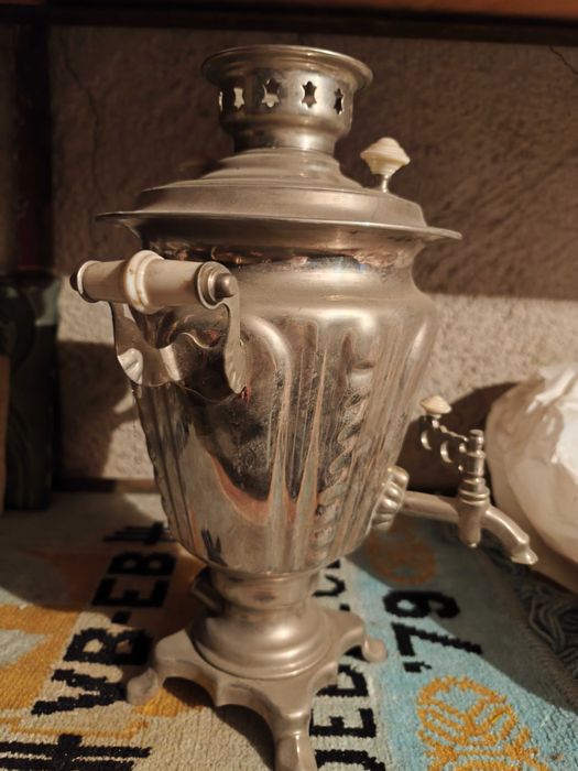 Колекционерски чинии и пособия