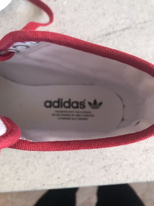 Adidas,nr40,material textil.