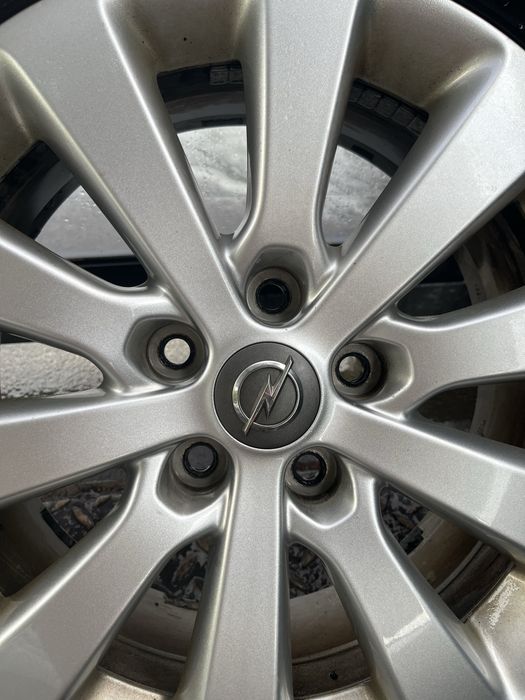 Продавам 17ки джанти от Opel Astra J
