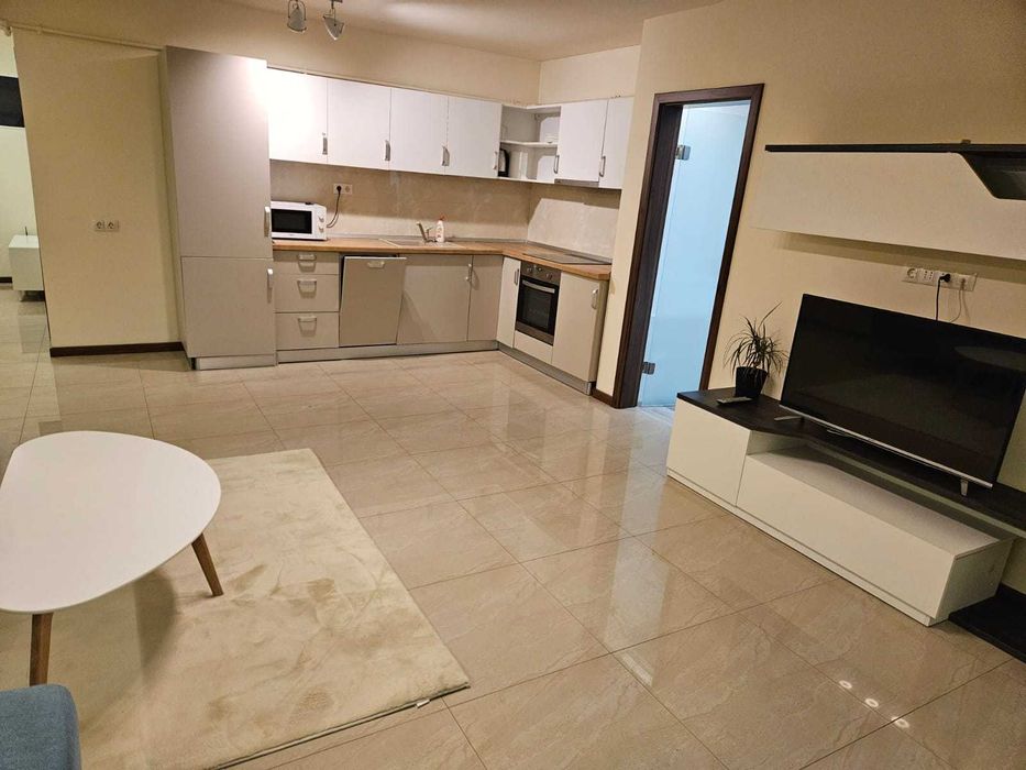 Apartament 2 camere cu loc de parcare privat Str Doamna Stanca PF