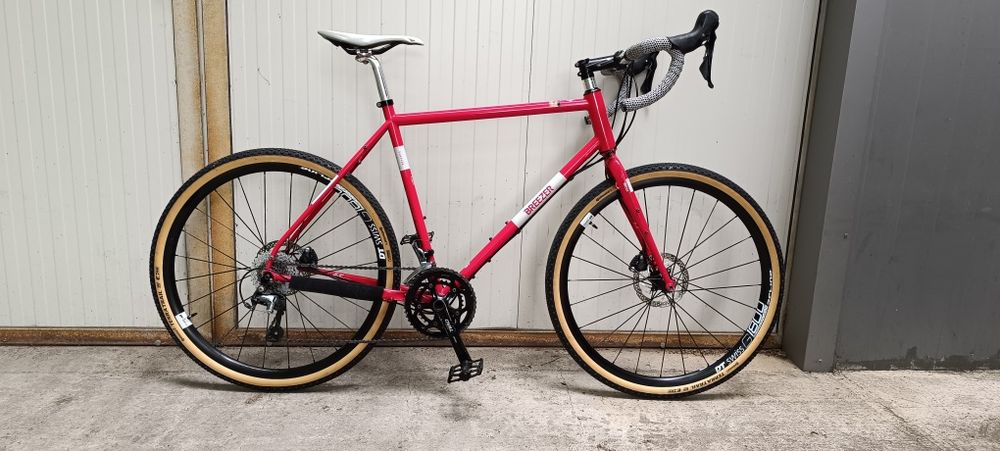 Стоманен гравел велосипед breezer