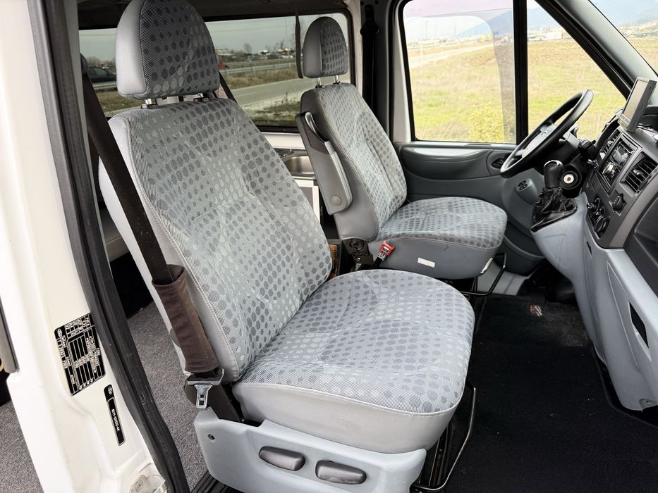 Ford Transit 2.2 TDCi 90к.с 2008г. КЕМПЕР / КЛИМАТИК