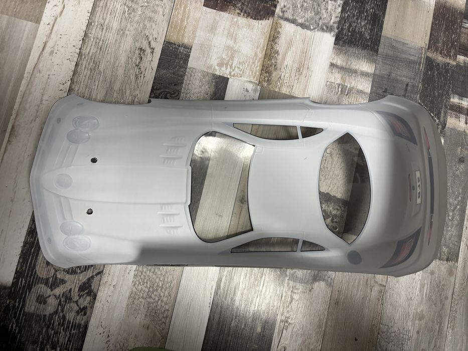 Боди/шаси за rc модел 1:10