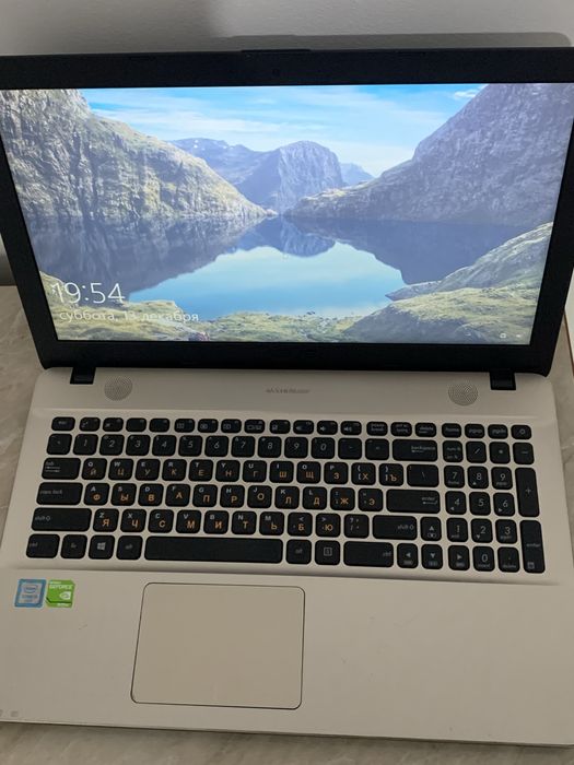 ASUS 100% garantiya ishlashiga