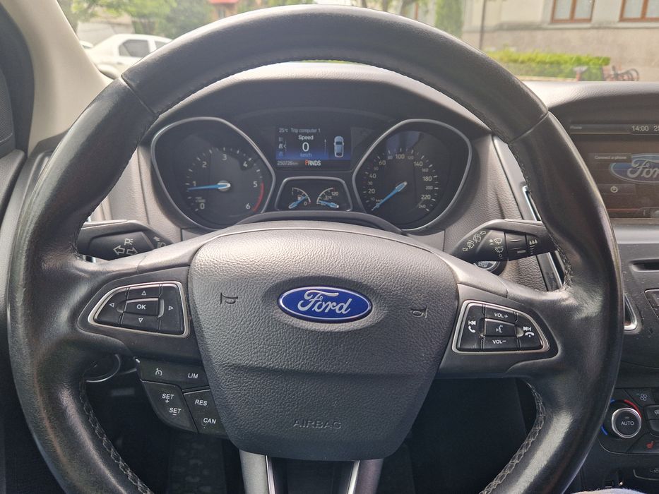 Ford focus 2.0 automat