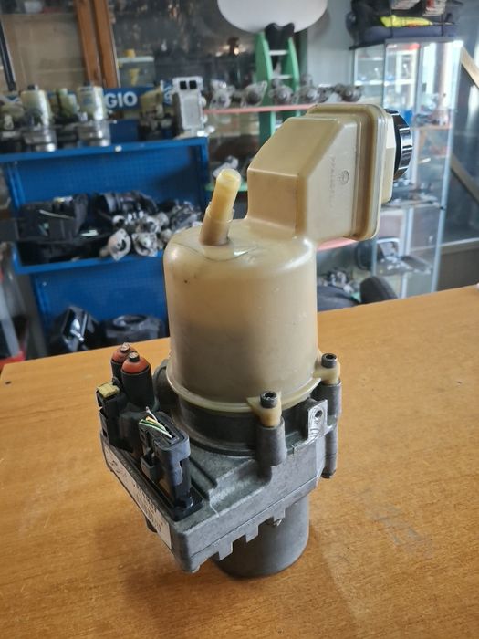 Pompă servodirecție Renault Espance IV  Laguna  III  2003>